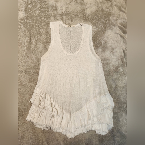 We the Free People Shimmy Sasha Ruffled Tier Tunic Tank White Distressed Top - Picture 4 of 9